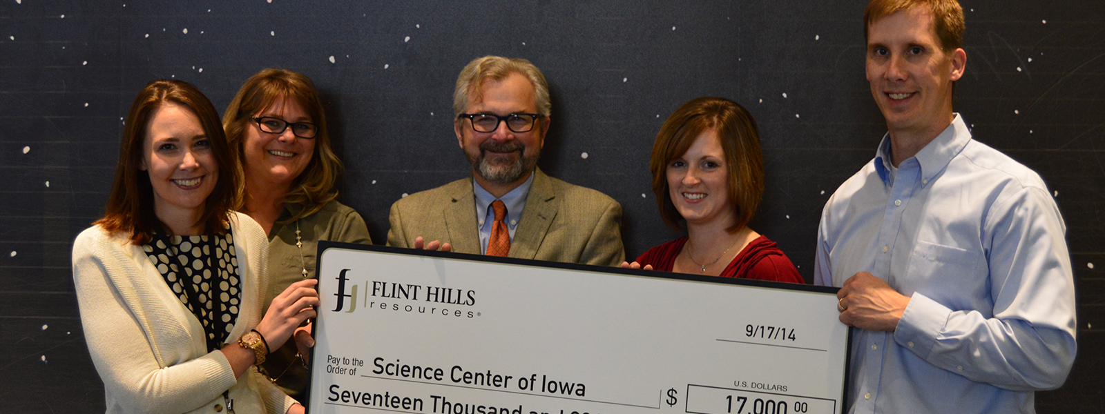 Flint Hills Resources Donates to Science Center of Iowa Education